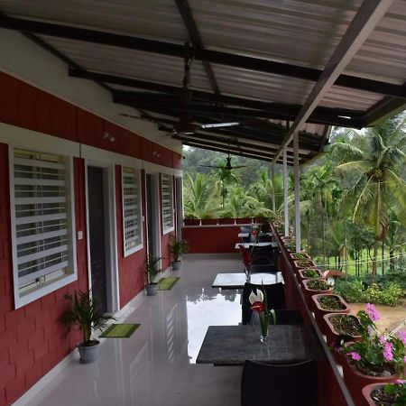 Апартаменты Camp Coorg Мадикери Экстерьер фото