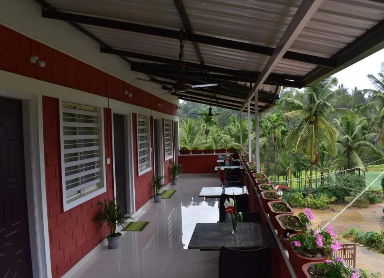 Апартаменты Camp Coorg Мадикери Экстерьер фото